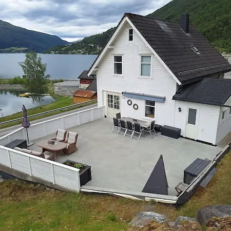 Solstrand * Loen