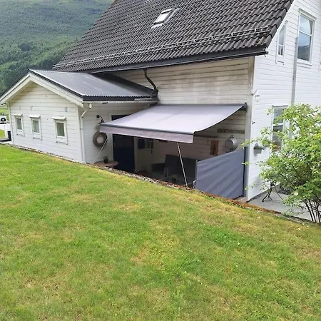 度假居 Solstrand